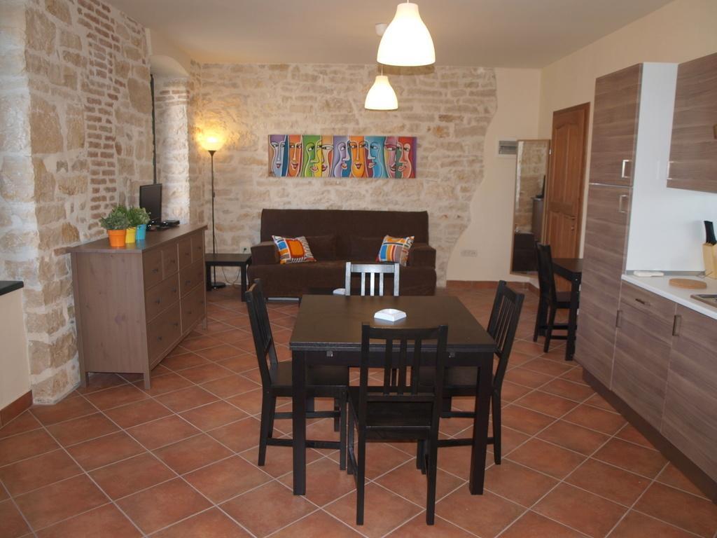 Rovinj'S Flowers Apartments 객실 사진